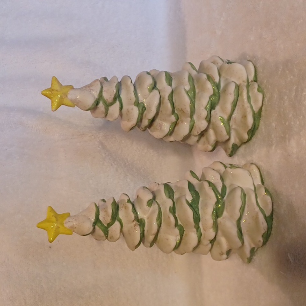 Ceramic Christmas tree 2 trees 9 inches tall